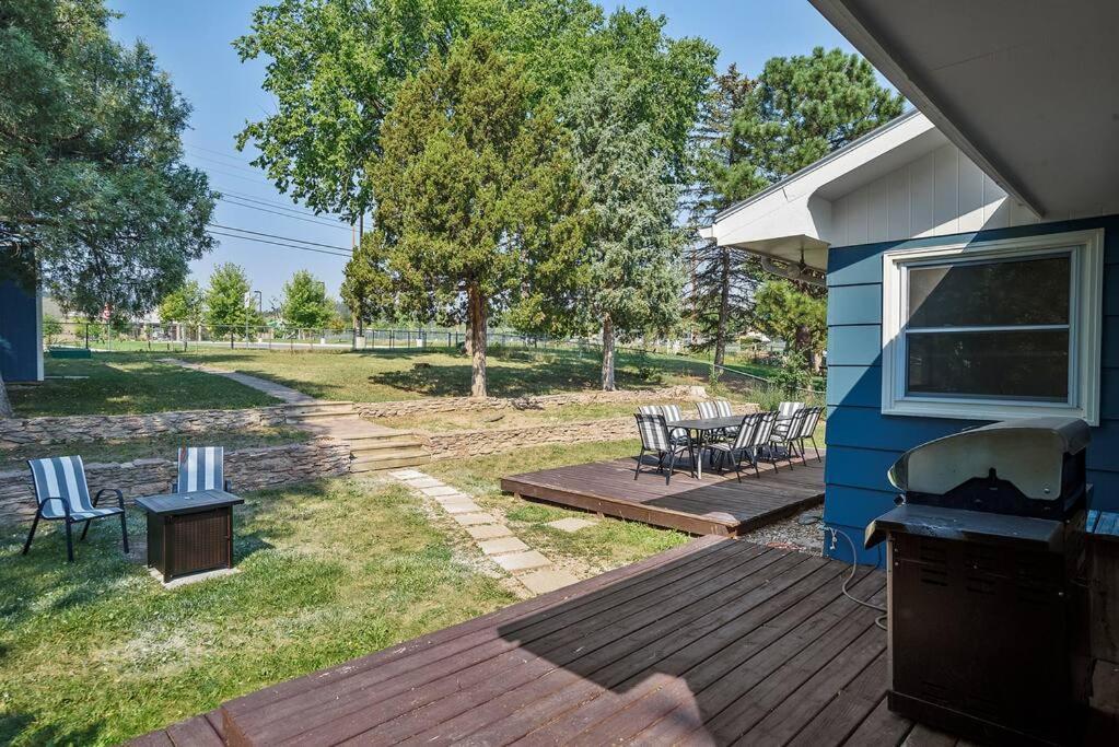 Roomy 5 Bed 3 Bath Fire Place Large Outdoor Space Rapid City Ngoại thất bức ảnh